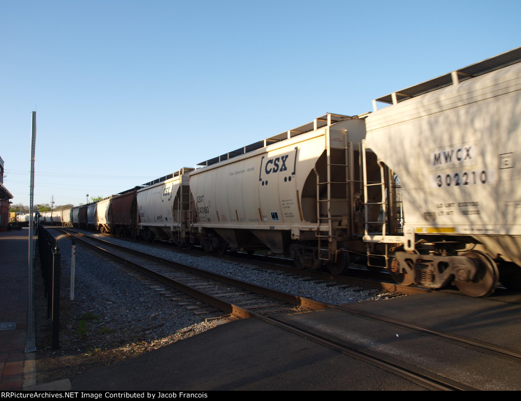 CSXT 243180